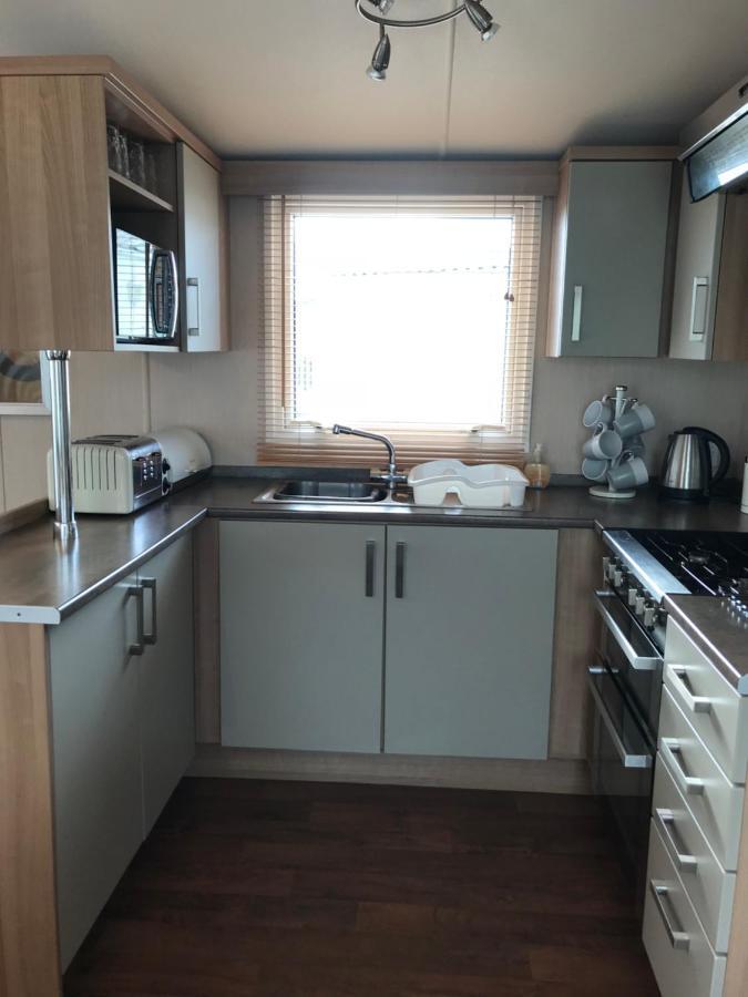 Bobby'S Bolthole Apartment Heysham Exterior foto
