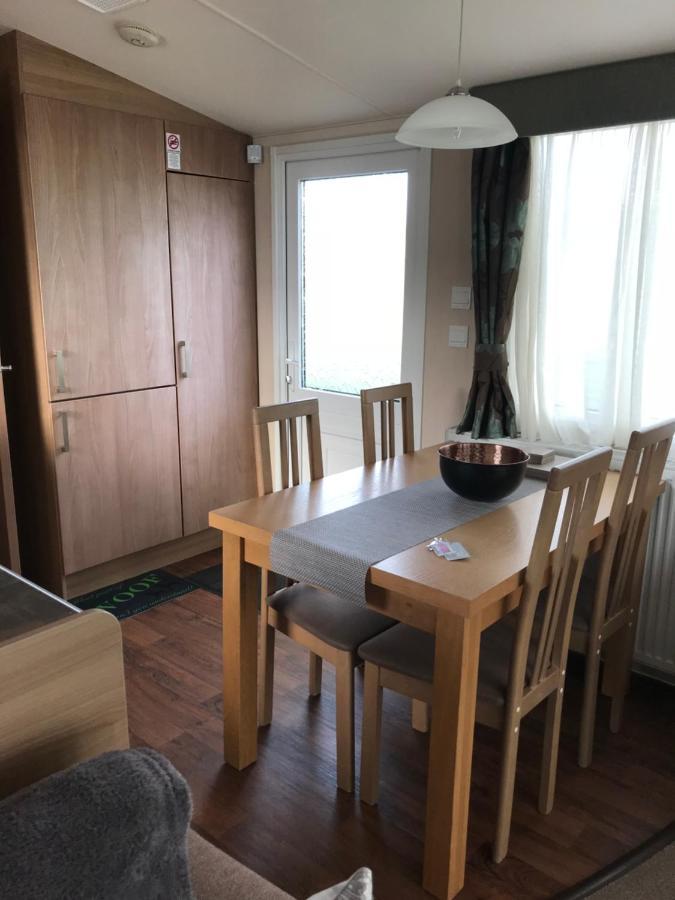 Bobby'S Bolthole Apartment Heysham Exterior foto